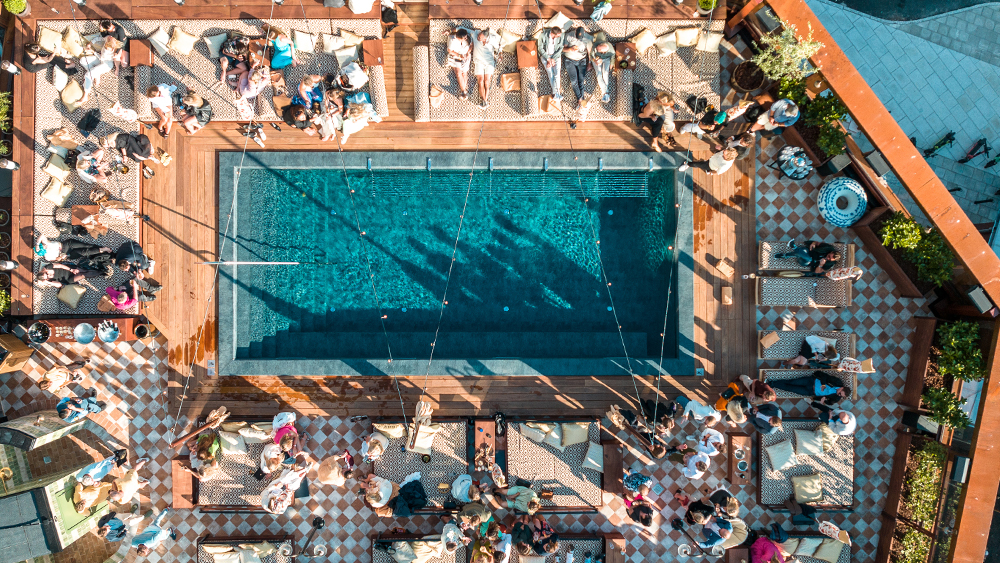 Jacy's Pool deck sommar 2025 1