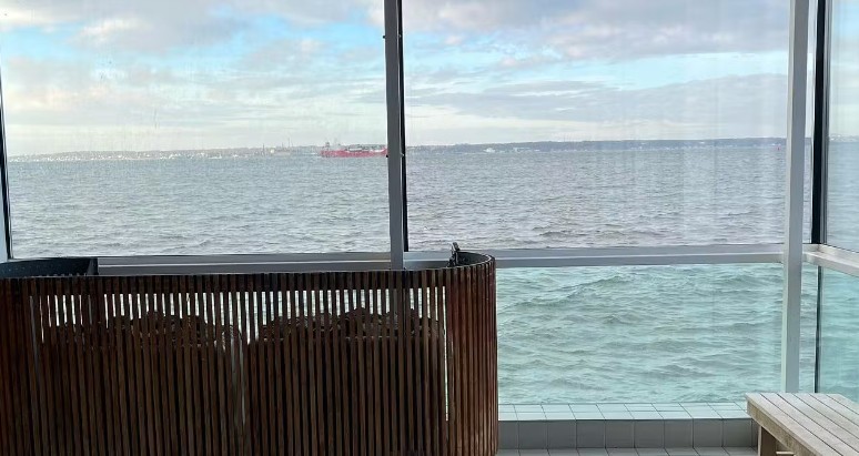 Inträde Kallis Badhus